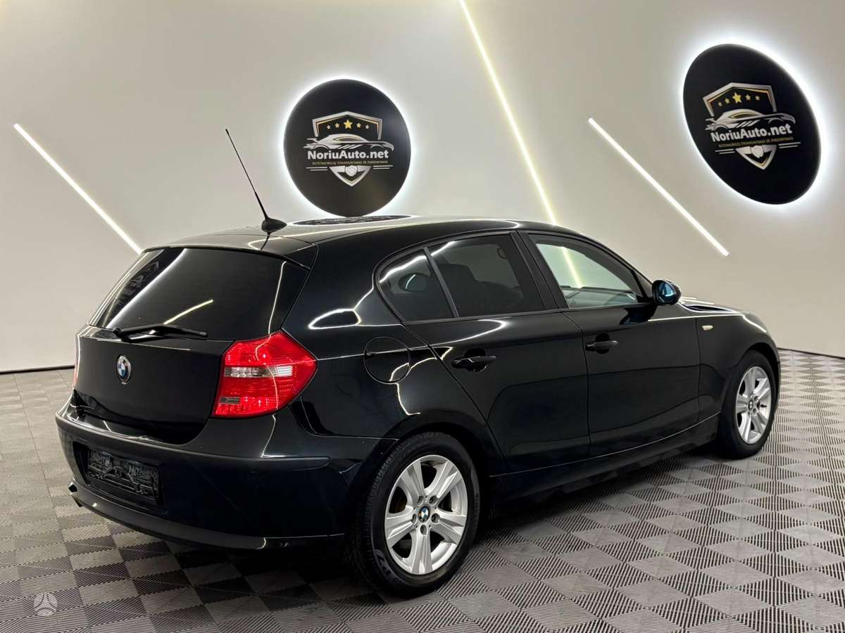 BMW 120, 2.0 l., hatchback
