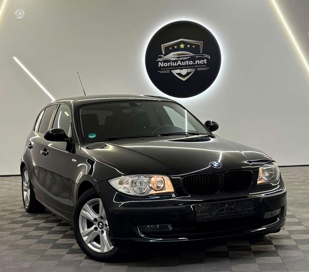 BMW 120, 2.0 l., hatchback
