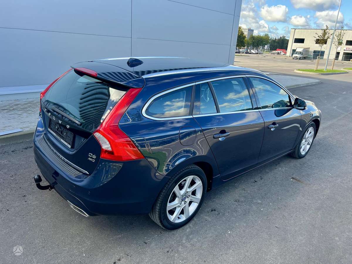 Volvo V60, 2.4 l., Универсал