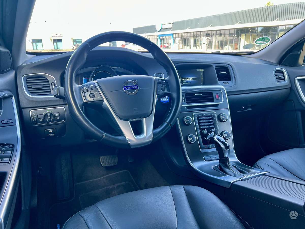 Volvo V60, 2.4 l., Универсал