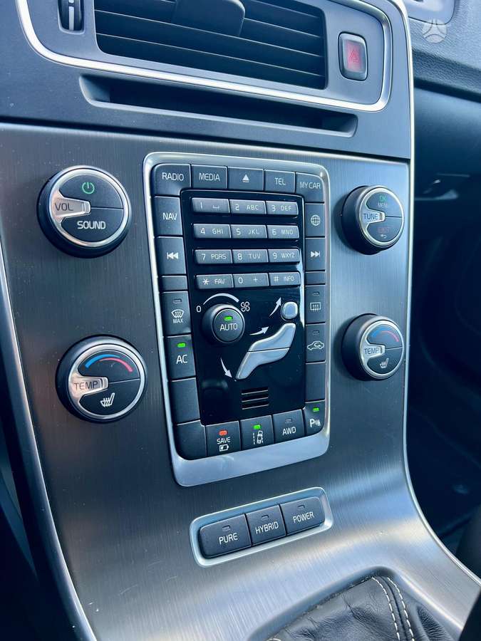 Volvo V60, 2.4 l., Универсал