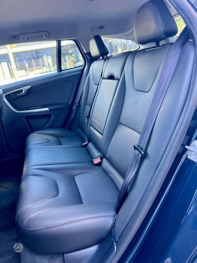 Volvo V60, 2.4 l., Универсал