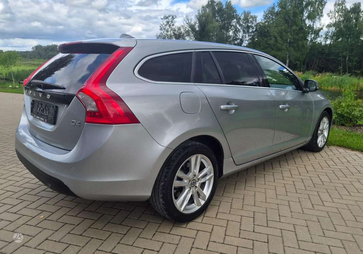 Volvo V60, 2.0 l., universalas