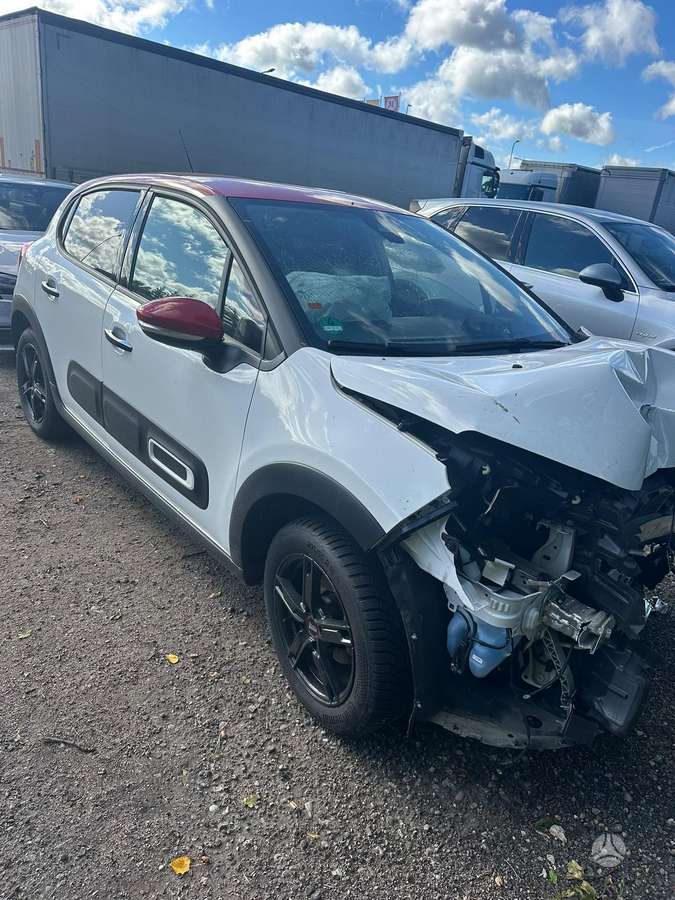 Citroen C3, 1.2 l., hatchback