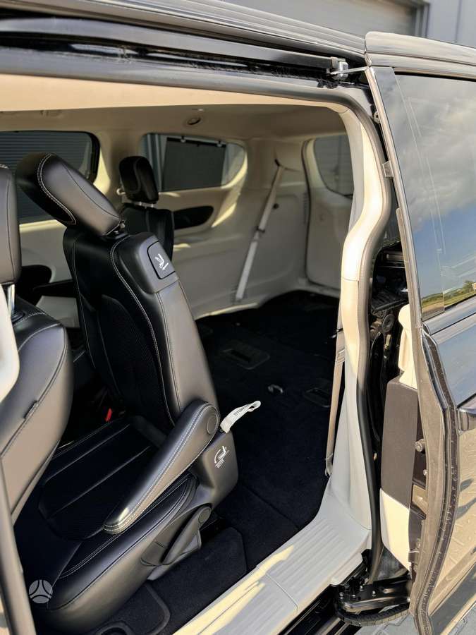 Chrysler Pacifica, 3.6 l., mpv / minivan