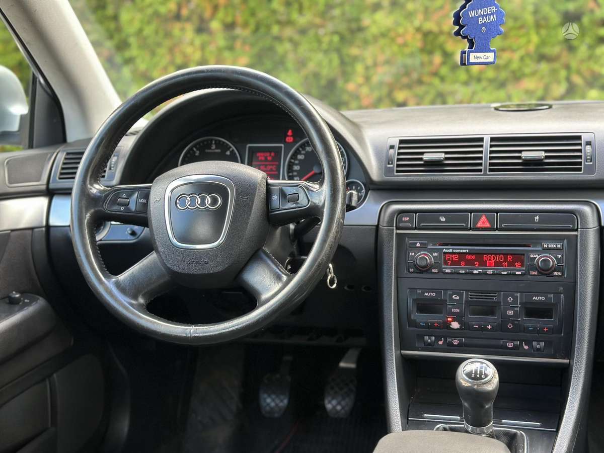 Audi A4, 2.0 l., universalas