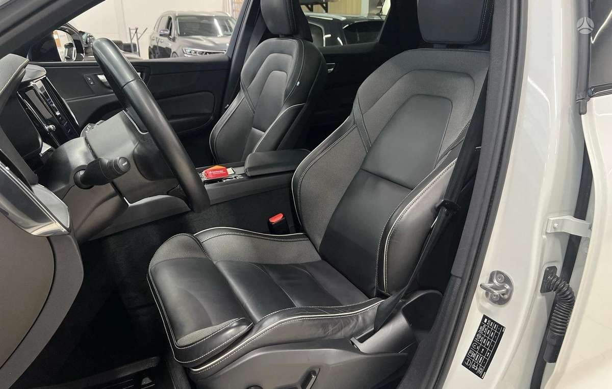 Volvo XC60 - 7
