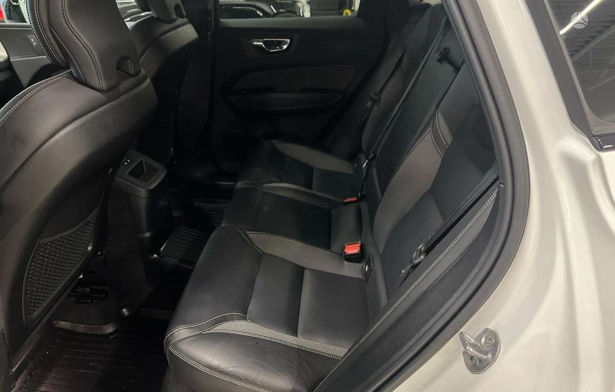 Volvo XC60 - 8