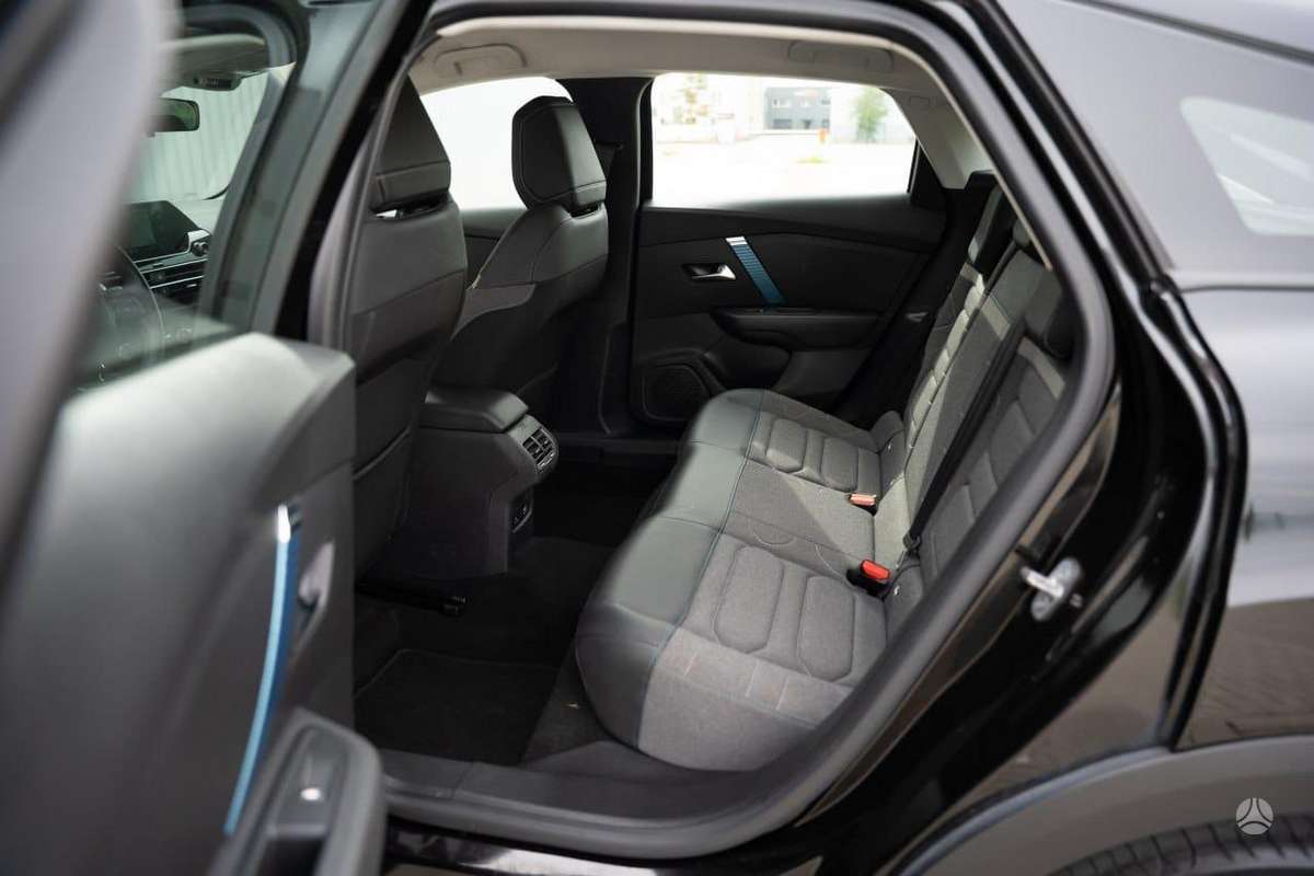 Citroen e-C4, 50 kWh, hatchback