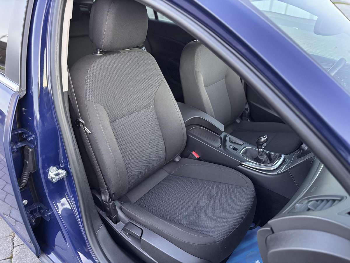 Opel Insignia, 2.0 l., wagon