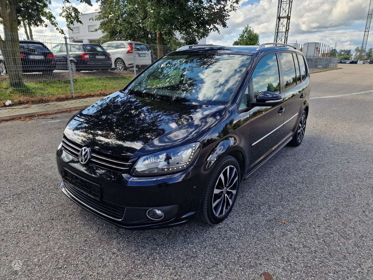 Volkswagen Touran - 3