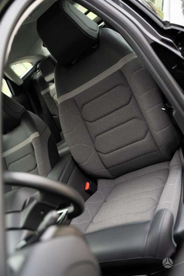 Citroen e-C4, 50 кВт·ч, Хэтчбек