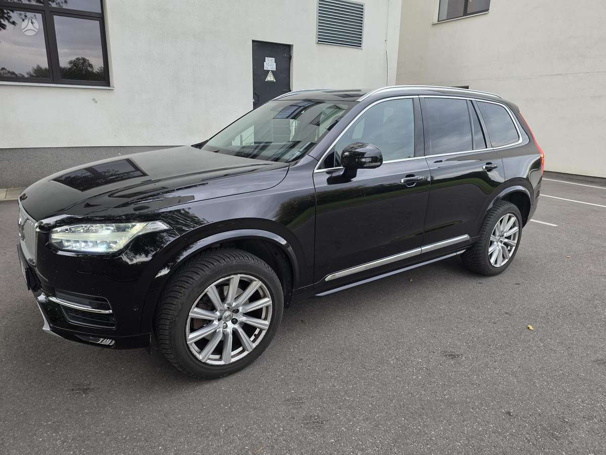 Volvo XC90 - 2