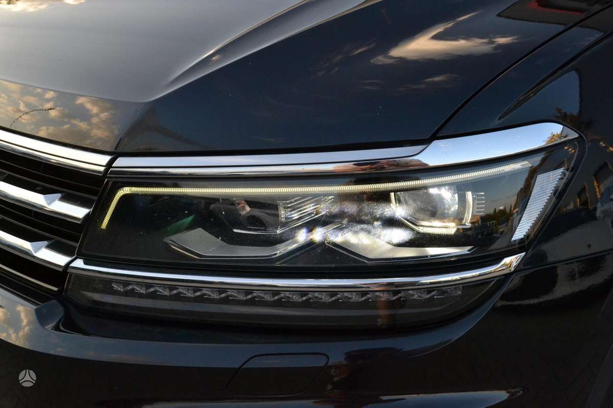 Volkswagen Tiguan Allspace - 10