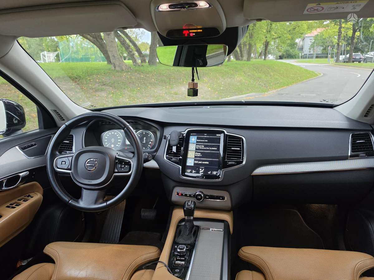 Volvo XC90 - 5