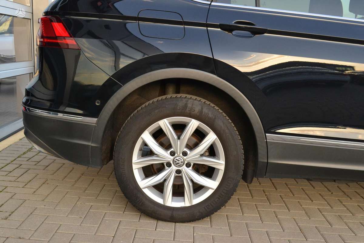 Volkswagen Tiguan Allspace - 11