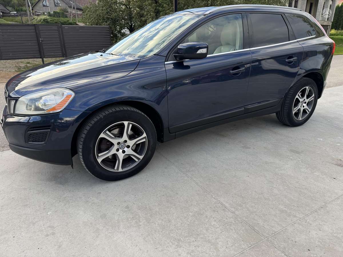 Volvo XC60 - 2