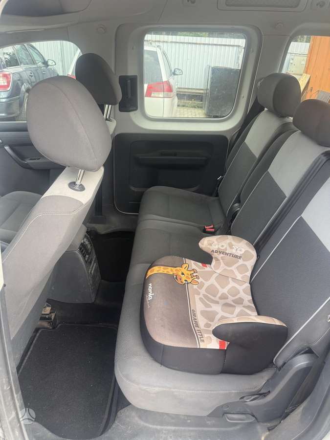Volkswagen Caddy - 5