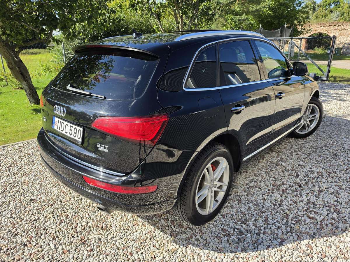 Audi Q5, 2.0 l., Внедорожник / Кроссовер