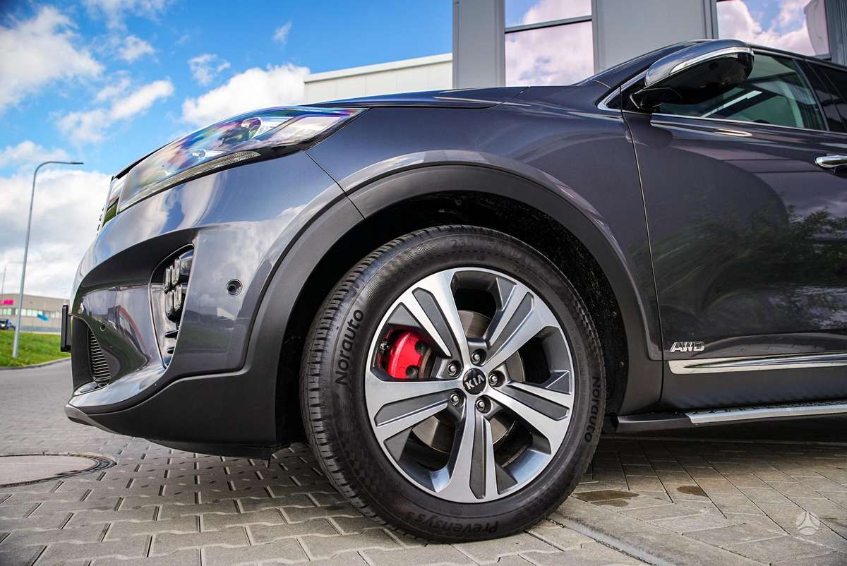 Kia Sorento, 2.2 l., off-road / crossover