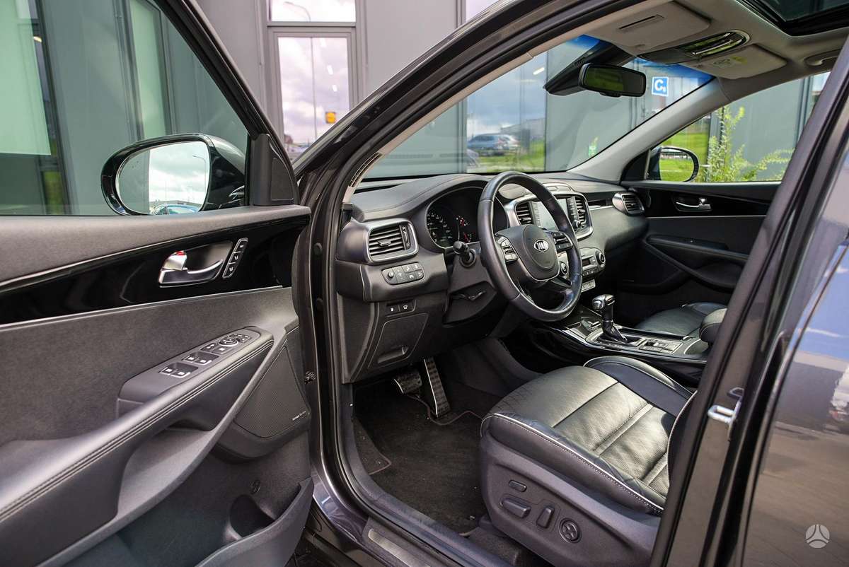 Kia Sorento, 2.2 l., off-road / crossover