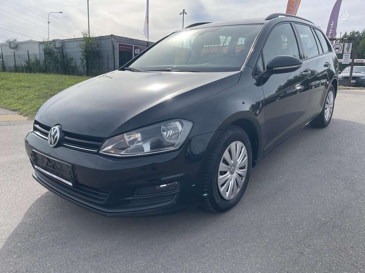 Volkswagen Golf - 5