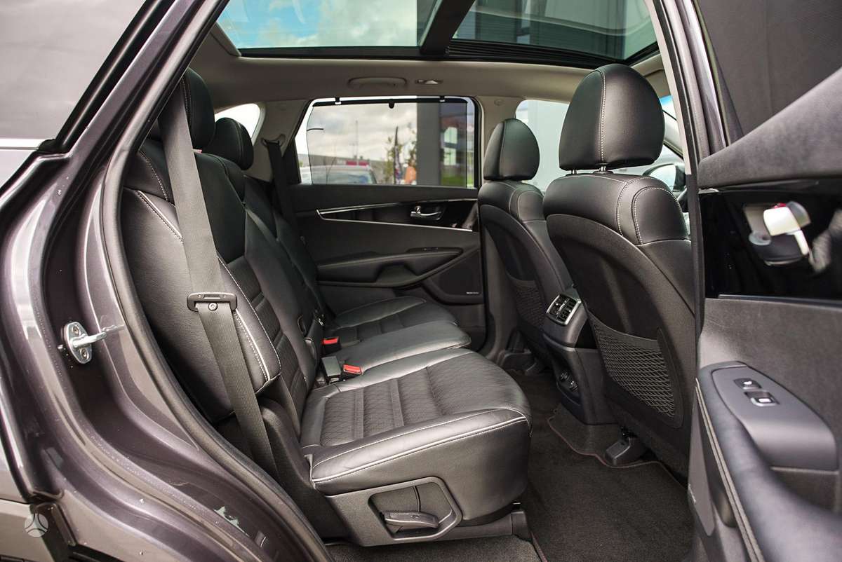 Kia Sorento, 2.2 l., off-road / crossover