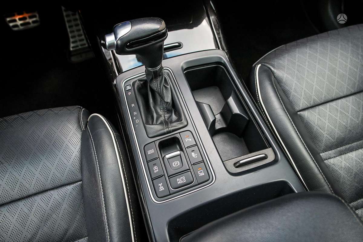 Kia Sorento, 2.2 l., off-road / crossover
