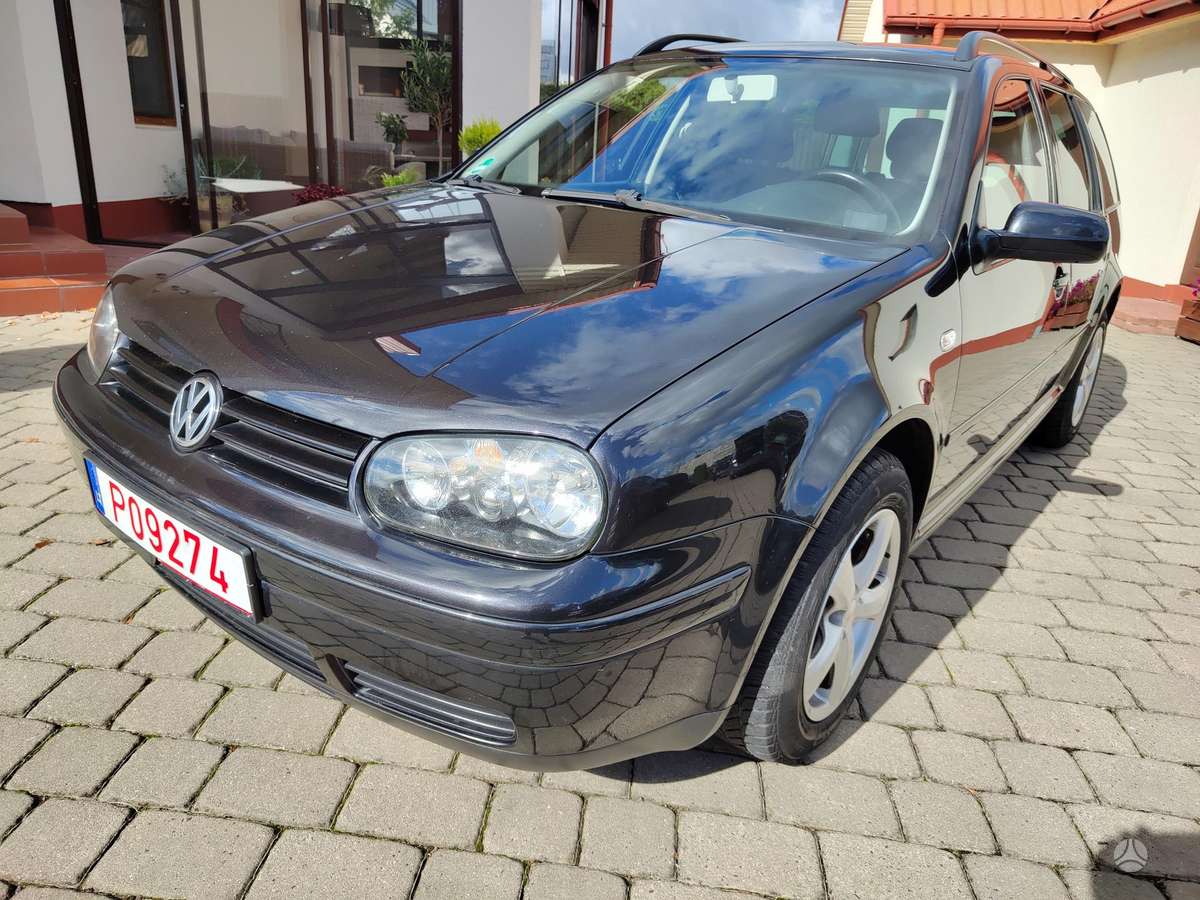 Volkswagen Golf - 3