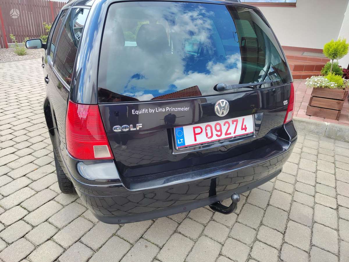 Volkswagen Golf - 11