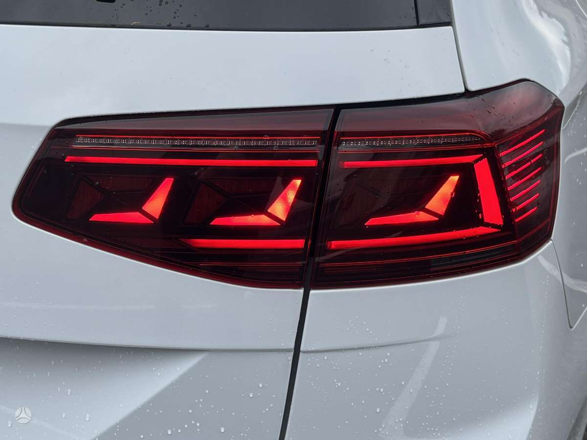 Volkswagen Passat - 6