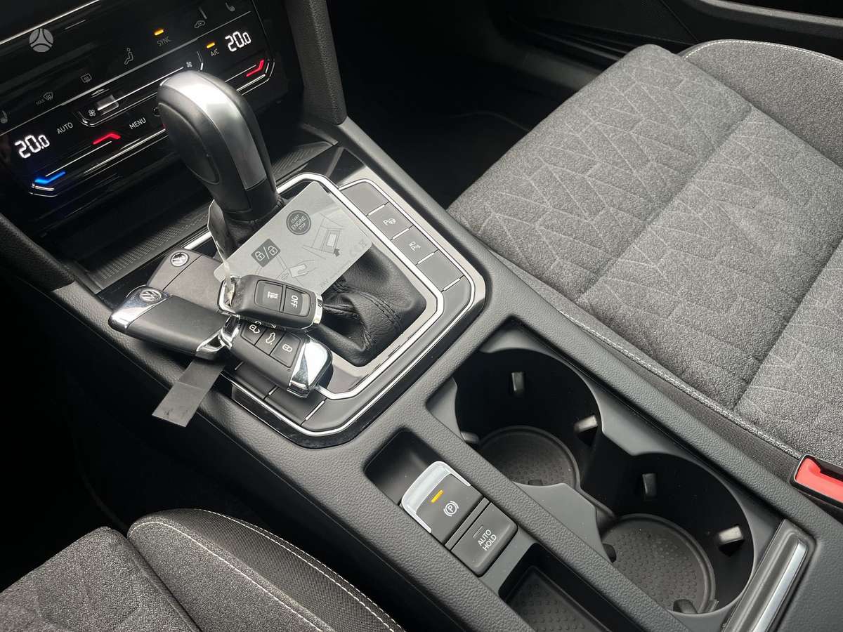 Volkswagen Passat, 2.0 l., Универсал