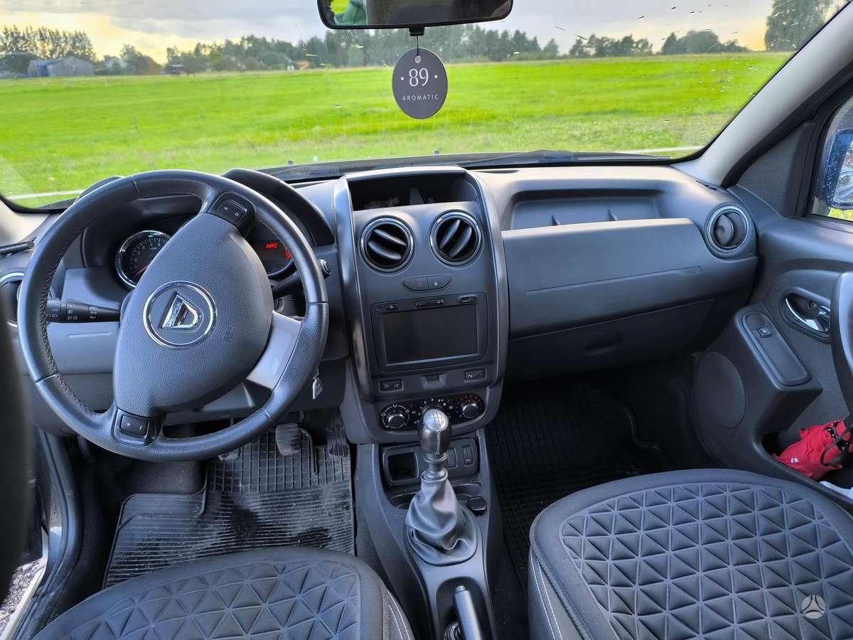 Dacia Duster, 1.5 l., Внедорожник / Кроссовер
