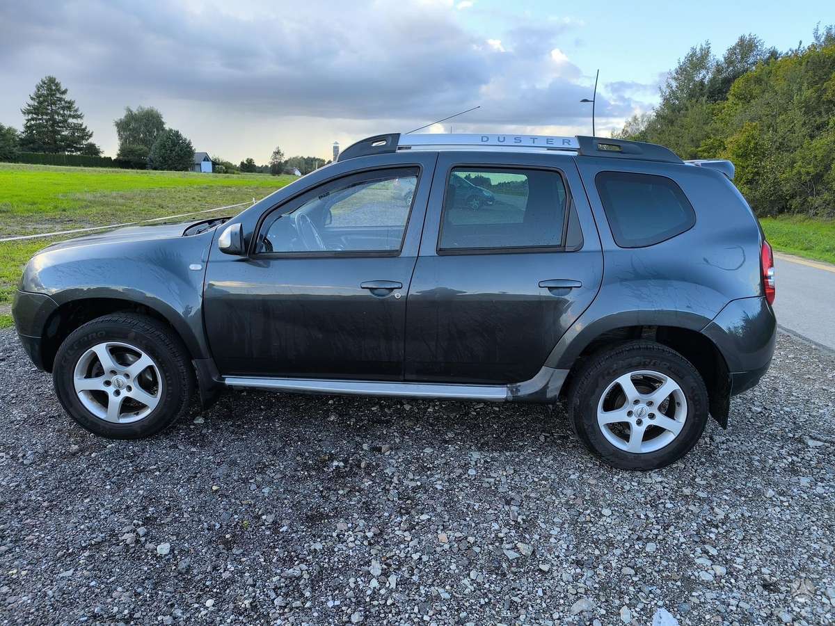 Dacia Duster, 1.5 l., Внедорожник / Кроссовер