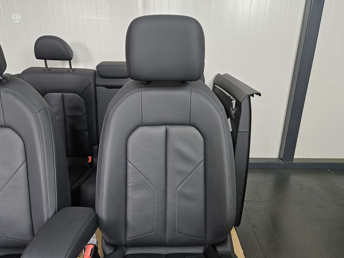 Audi Q3 seats