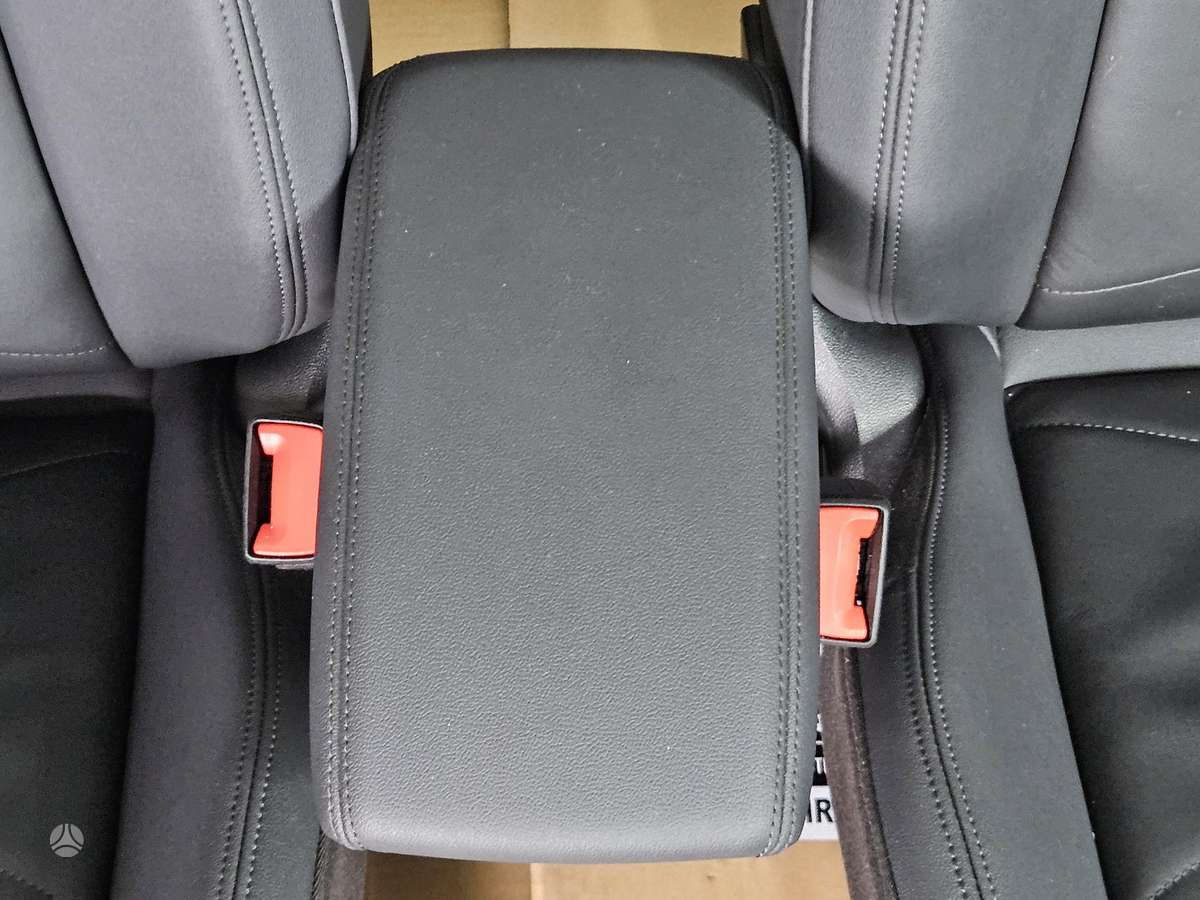 Audi Q3 seats