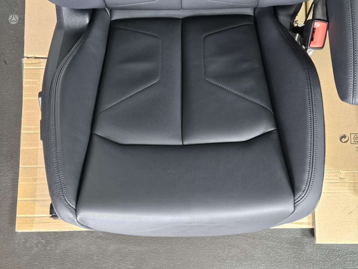 Audi Q3 seats