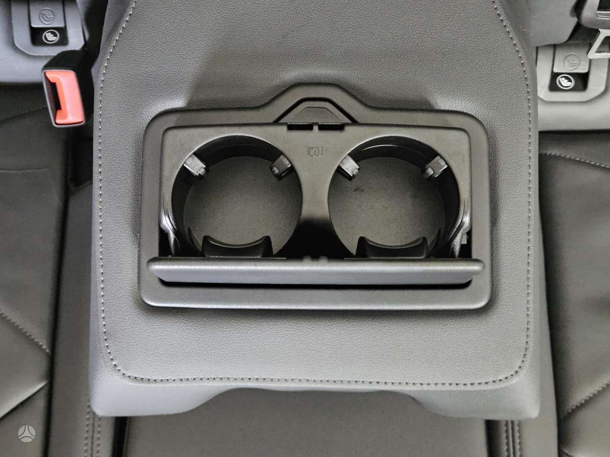 Audi Q3 seats