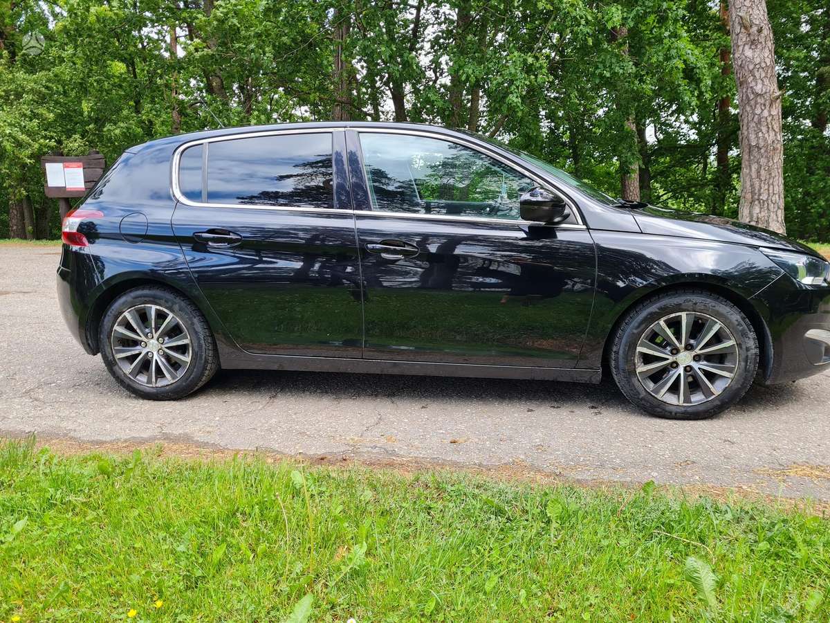 Peugeot 308 - 3
