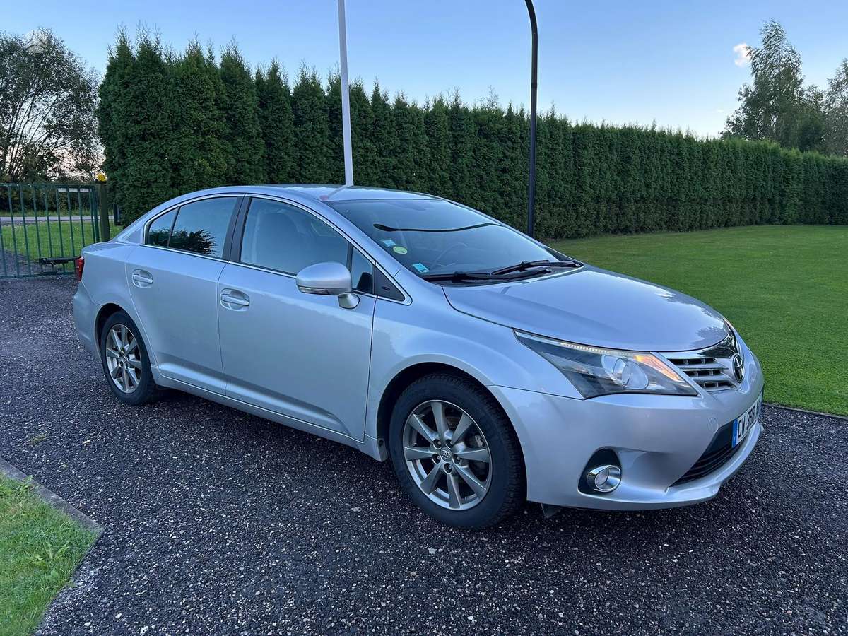 Toyota Avensis - 9