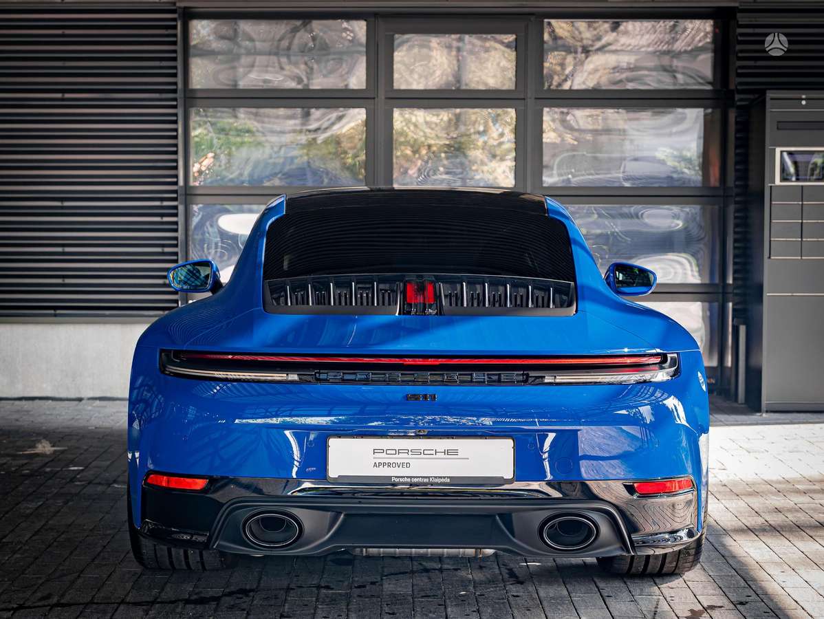 Porsche 911 - 4
