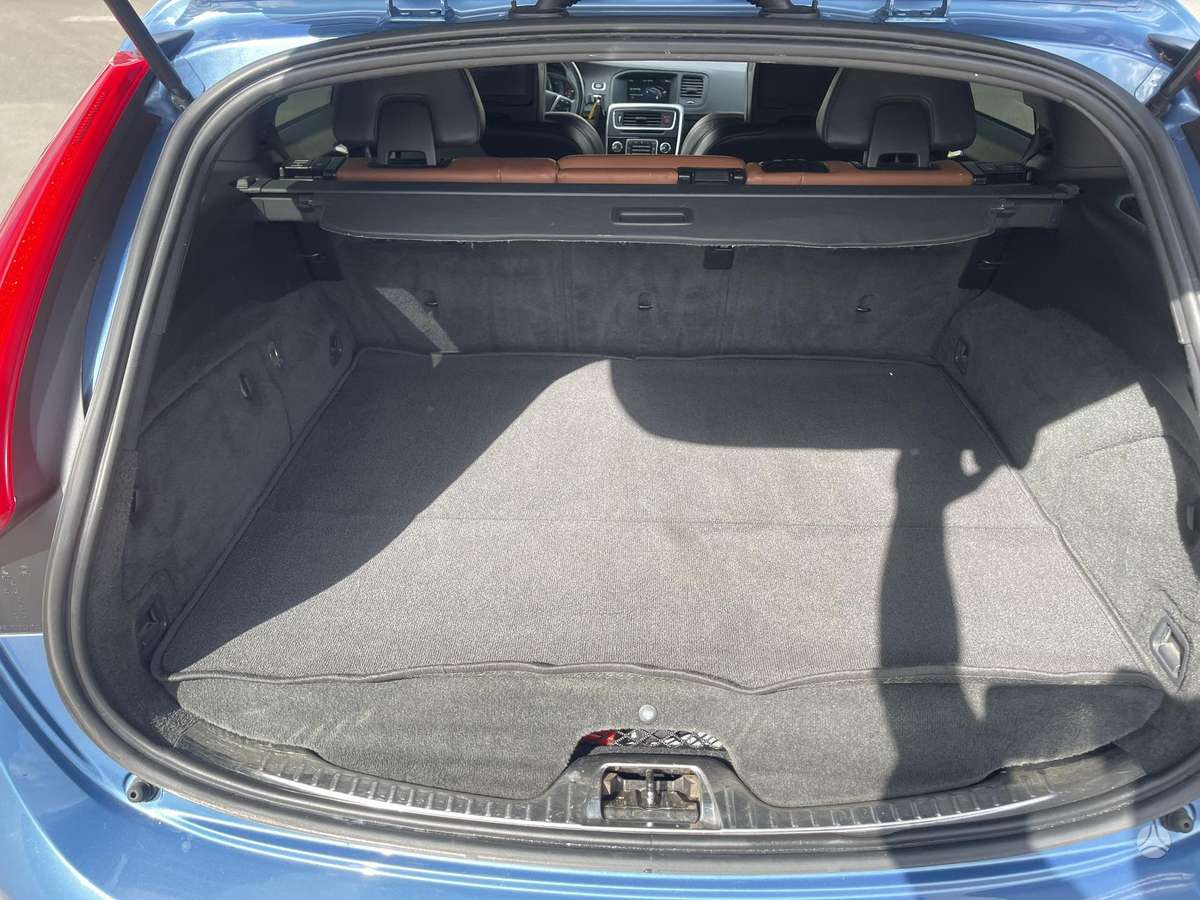 Volvo V60, 2.4 l., Универсал