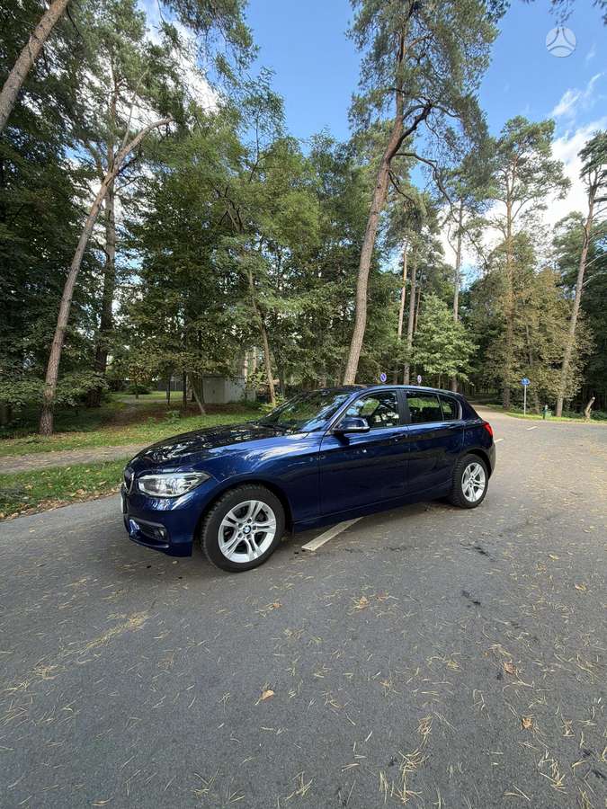 BMW 118, 1.5 l., Седан
