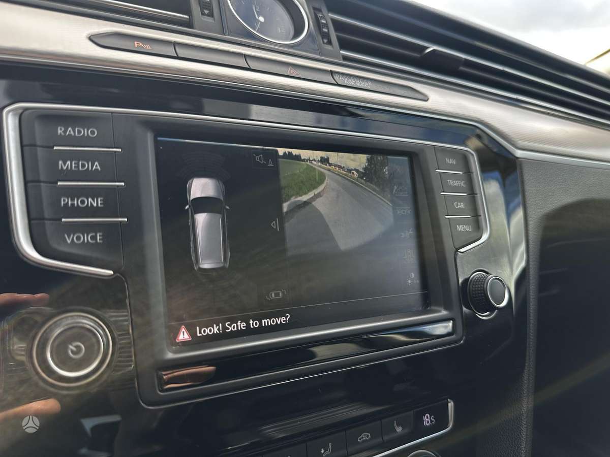 Volkswagen Passat, 2.0 l., Универсал