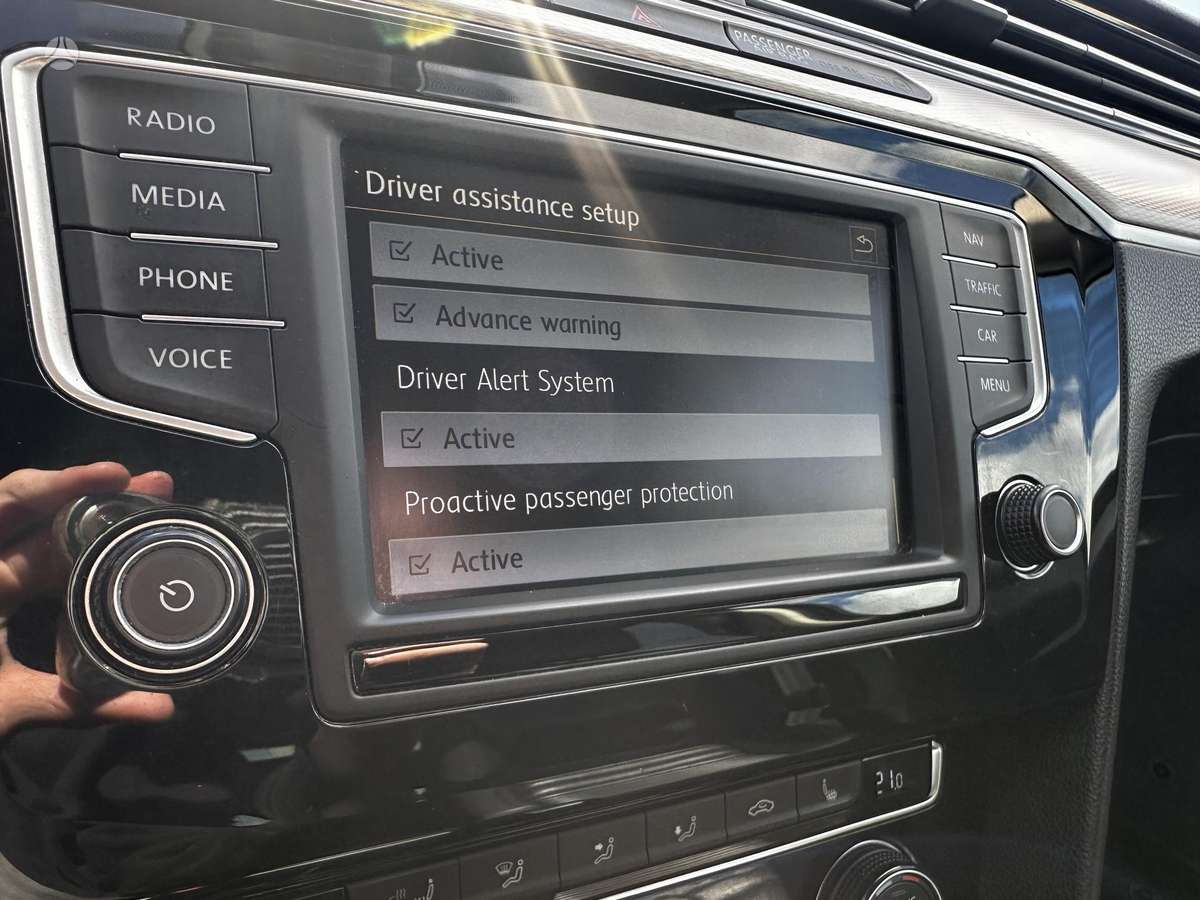 Volkswagen Passat, 2.0 l., Универсал