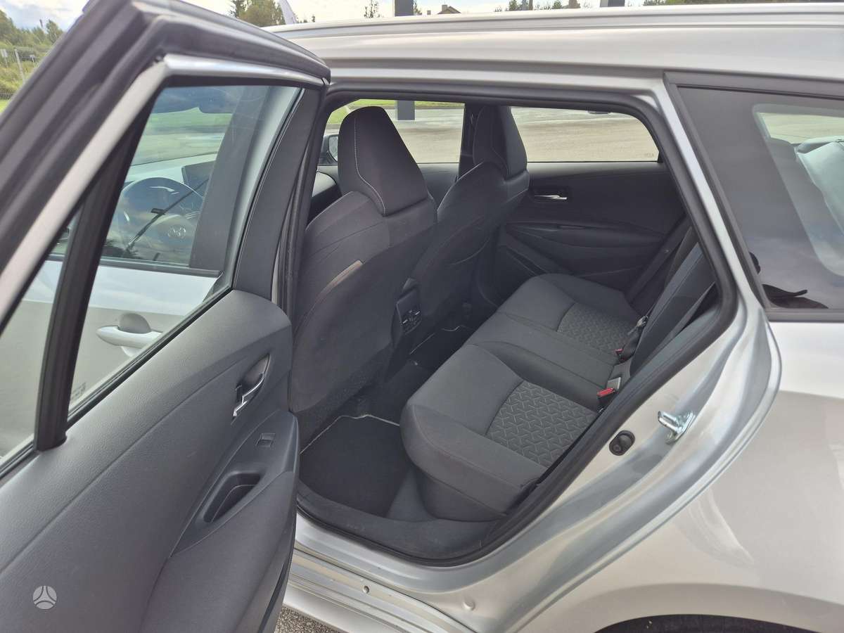 Toyota Corolla - 11