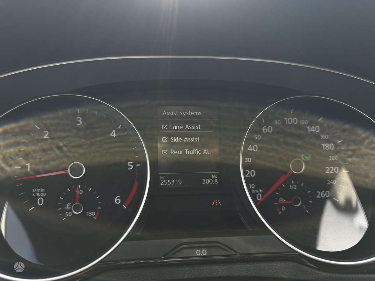 Volkswagen Passat, 2.0 l., Универсал
