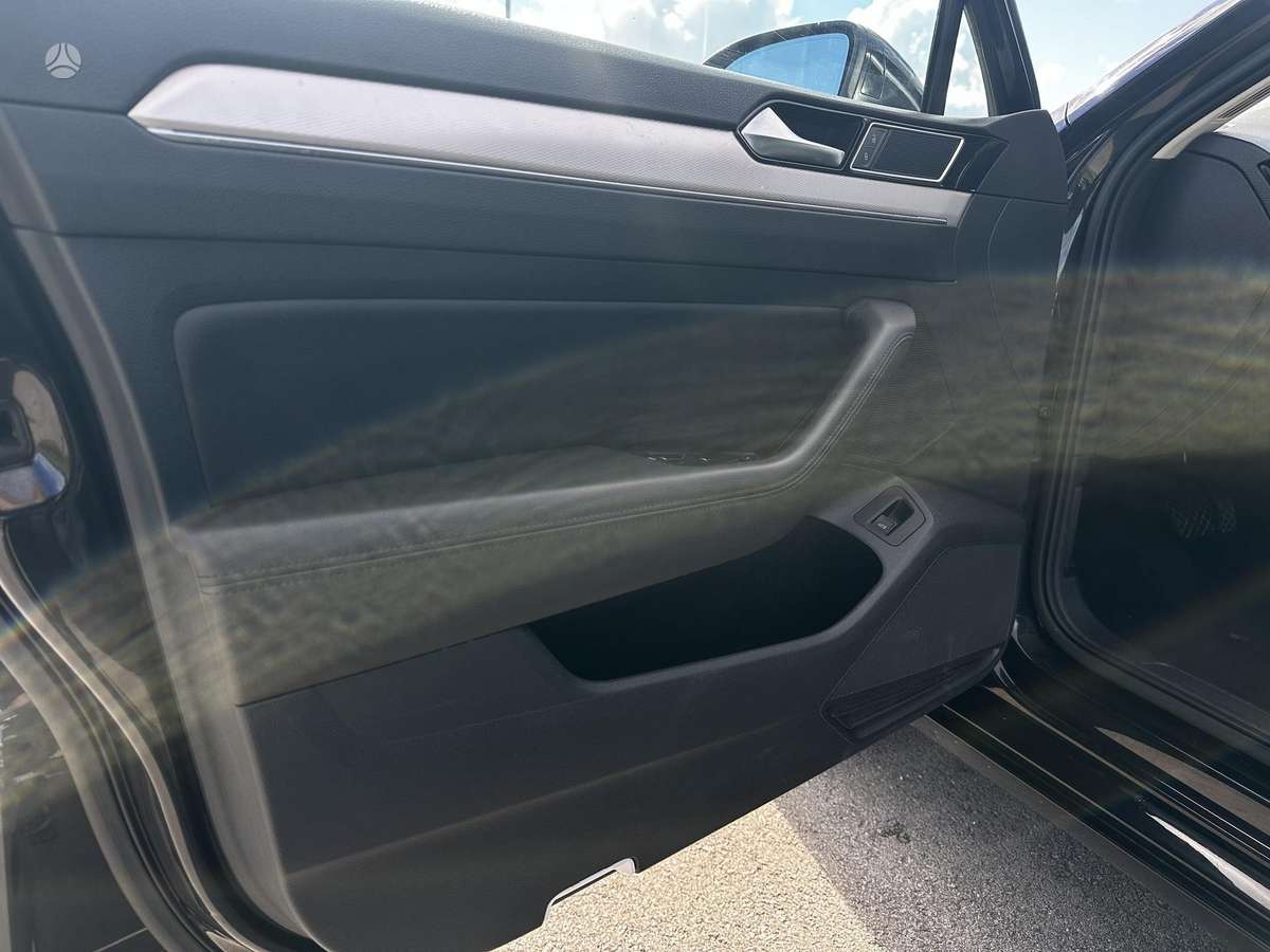 Volkswagen Passat, 2.0 l., Универсал