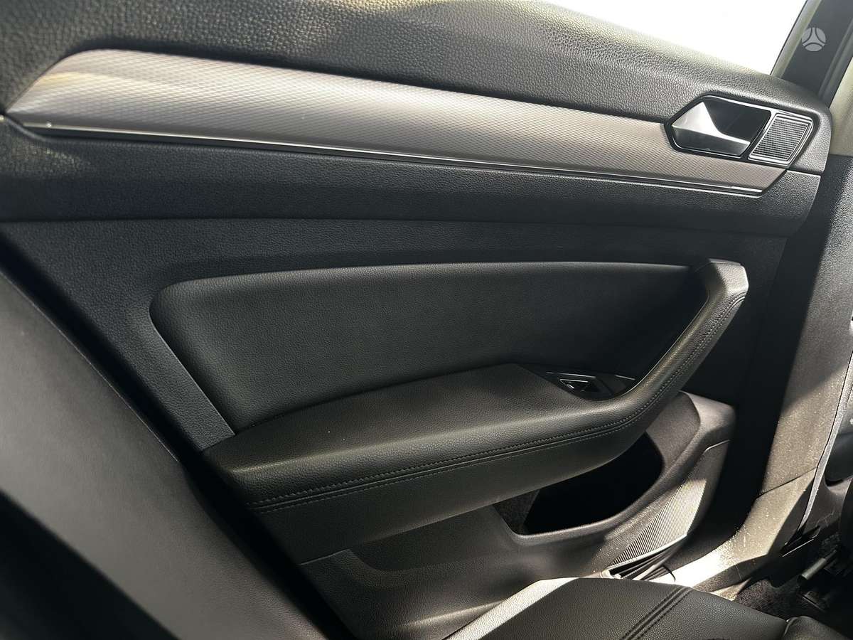 Volkswagen Passat, 2.0 l., Универсал