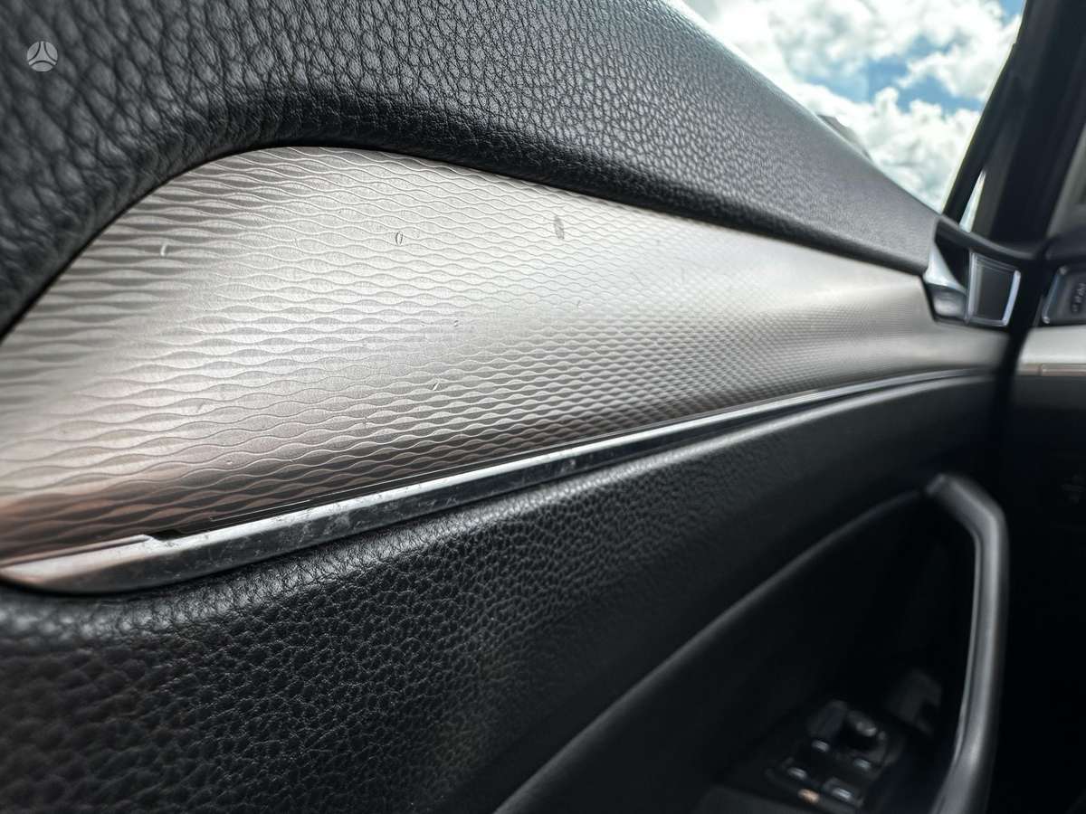 Volkswagen Passat, 2.0 l., Универсал